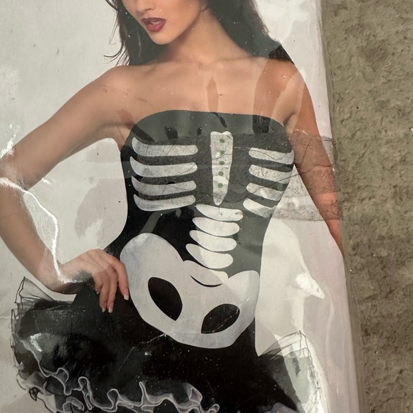 Smiffys Black Costume - Picture 2 of 6